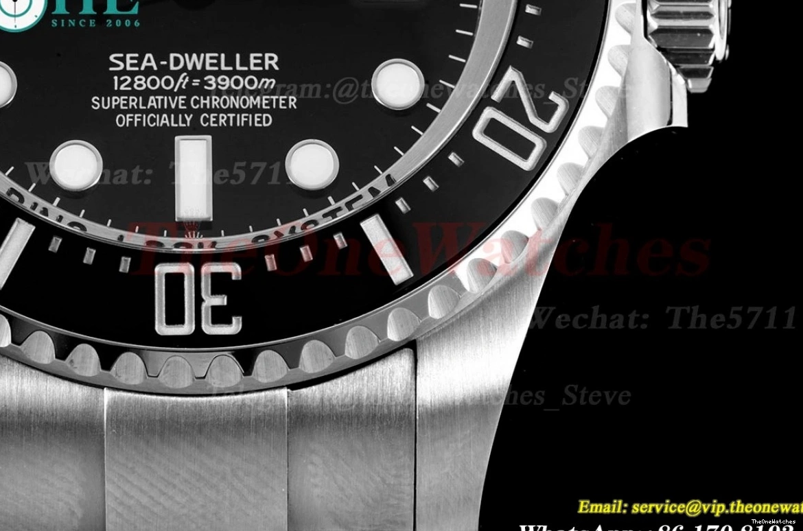 dweller APF SS 126660 VR3235 Black DeepSea 44mm Dot SS 0407